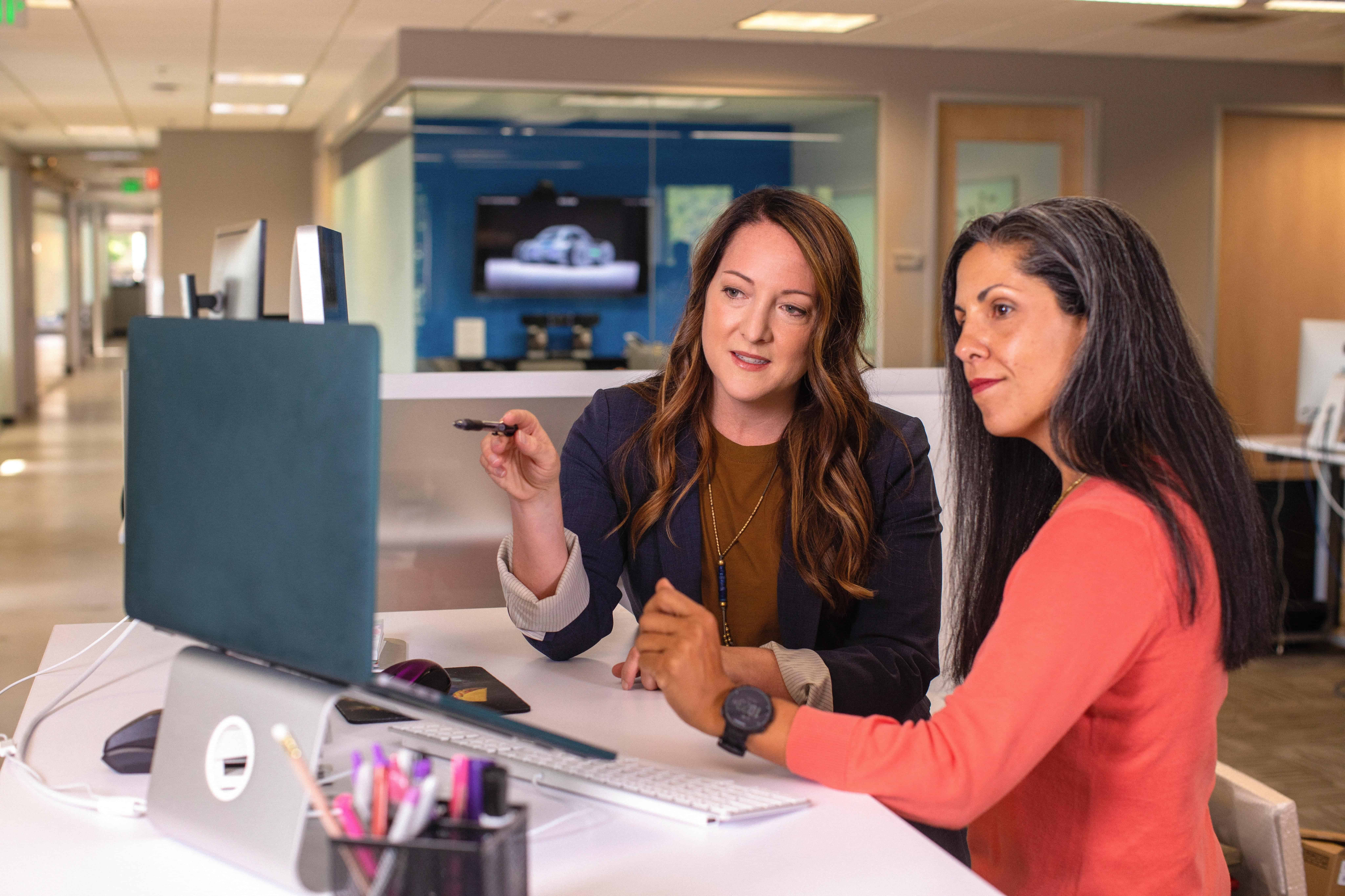 New Hire Buddy Program: What is It and Why Do You Need it?