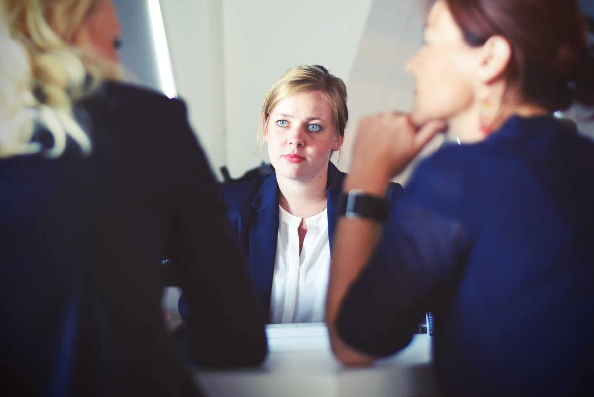 Hiring internally vs externally get a clear decision introdus